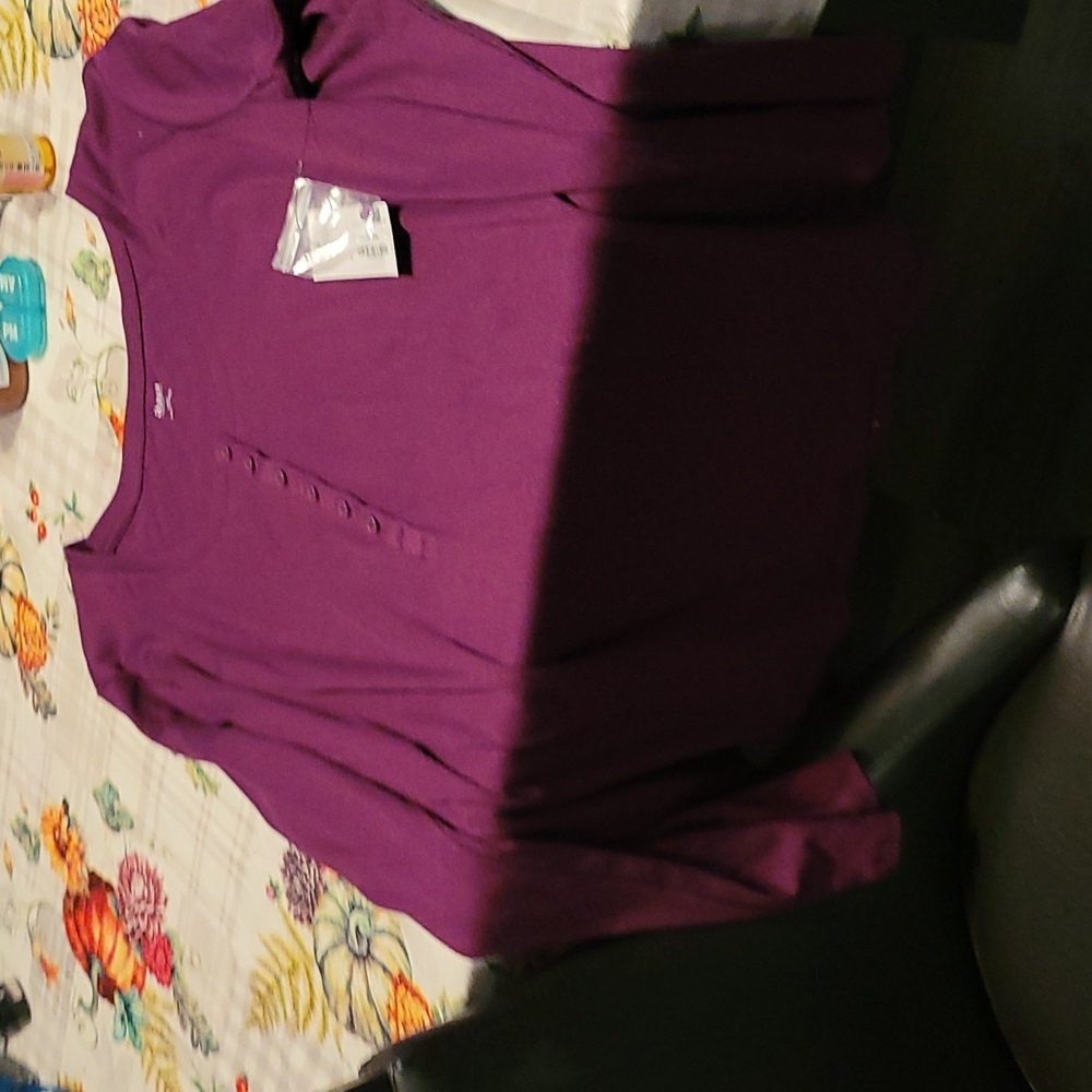 Blouse - Picture 2 of 3